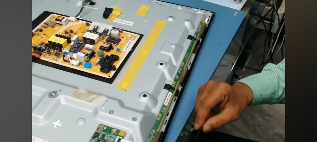 Cover photo of REPAIRING HAWK | LED TV Repairing Service in Gaur City | LCD Repairing Shop in Gaur City | Plazma TV Repairing Shop